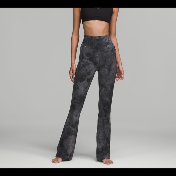 SOLD Lululemon groove pant - Picture 2 of 9